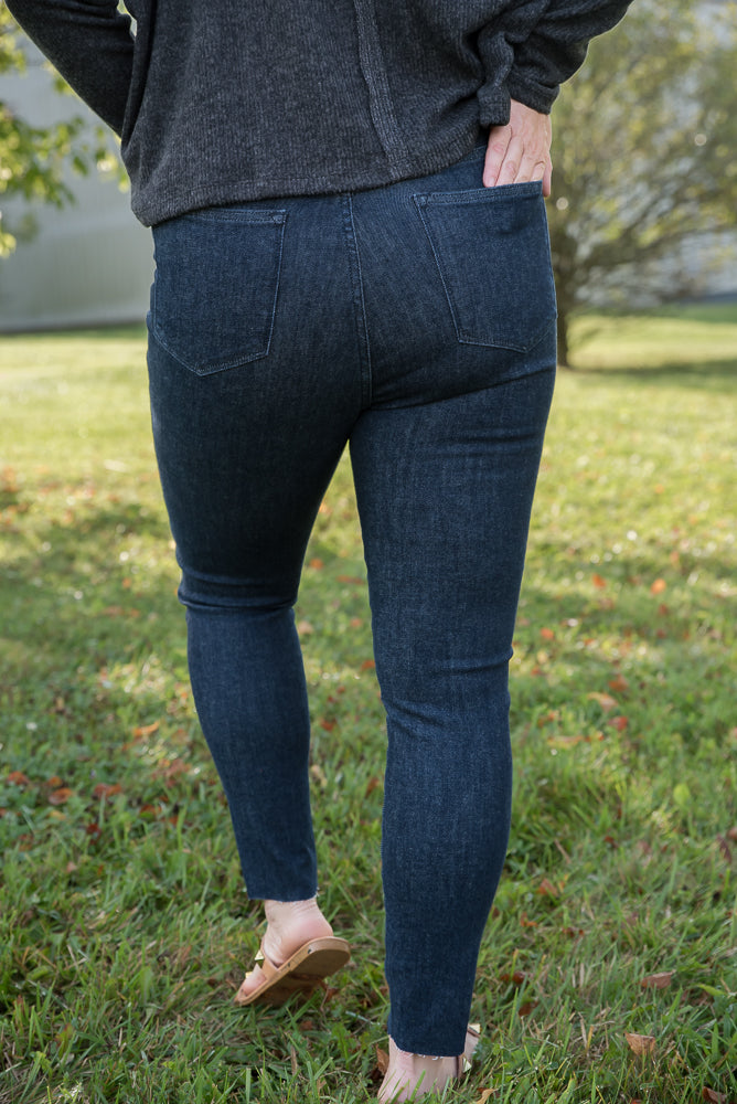 *Sample Sale - Rainy Night Judy Blue Tummy Control Jeans *Final Sale*